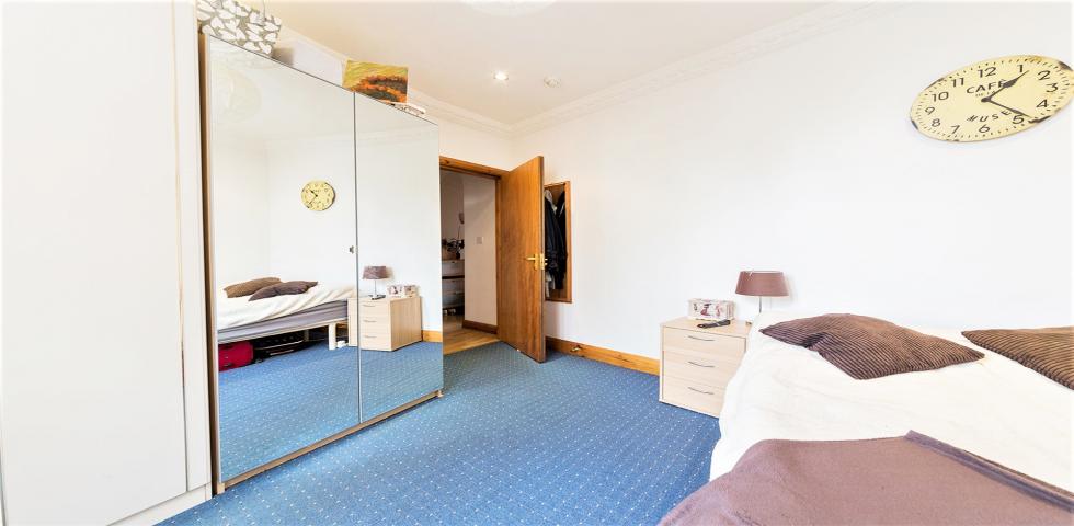 			2 Bedroom, 1 bath, 1 reception Flat			 Burnley Road, DOLLIS HILL